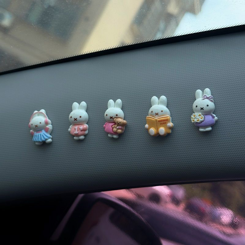 Phone Accessories Doll - Figura Miniatura Kawaii de Miffy, Adornos